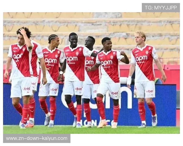 摩纳哥前锋法蒂状态下滑，近期沦为替补