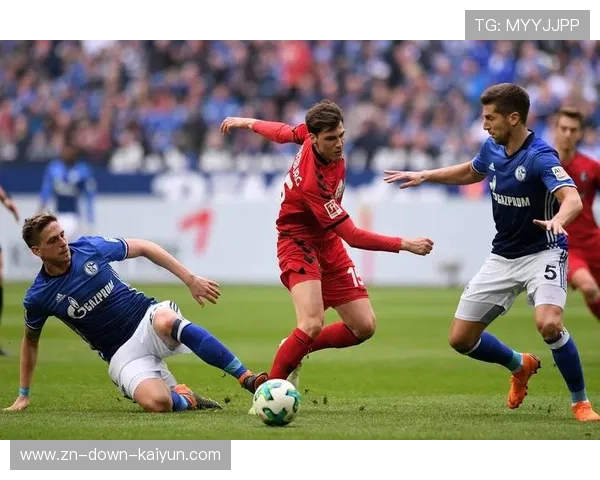 拜仁连追六球上演惊天逆转，6-2横扫弗赖堡