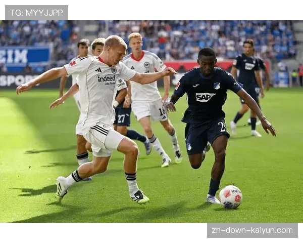 实时:霍芬海姆1-1海登海姆,两队上演对攻大战